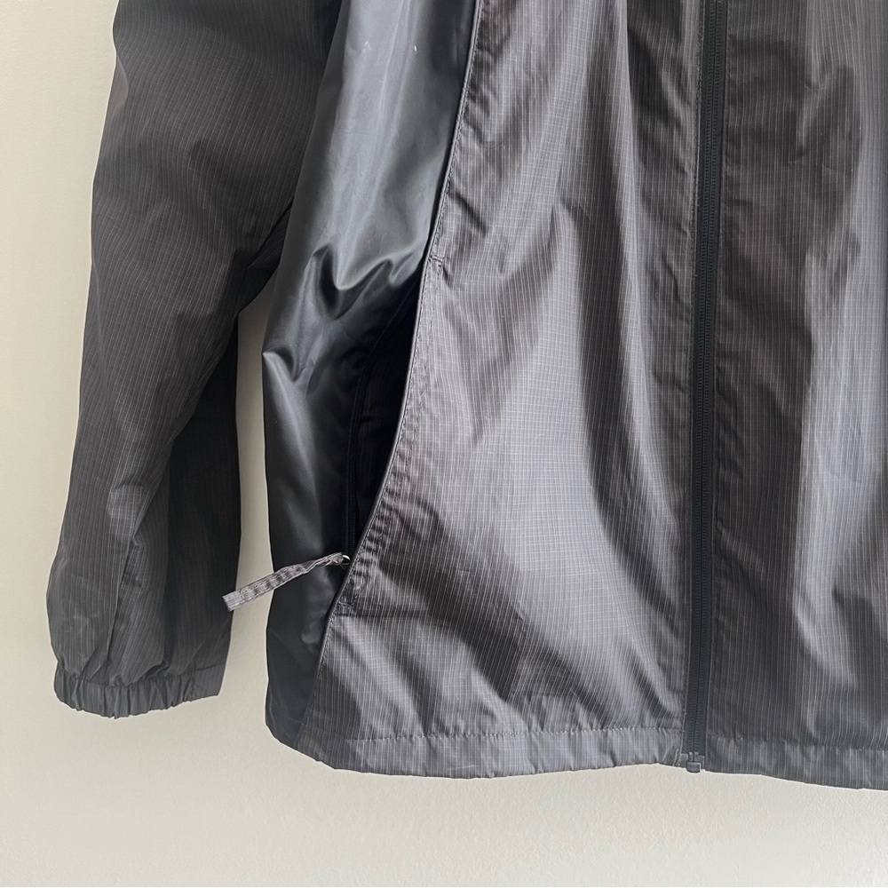 Mobil 1 Racing Jacket - Picture 7 of 7